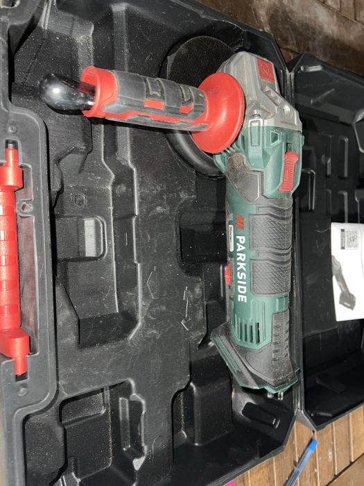 Акумулаторен ъглошлайф parkside