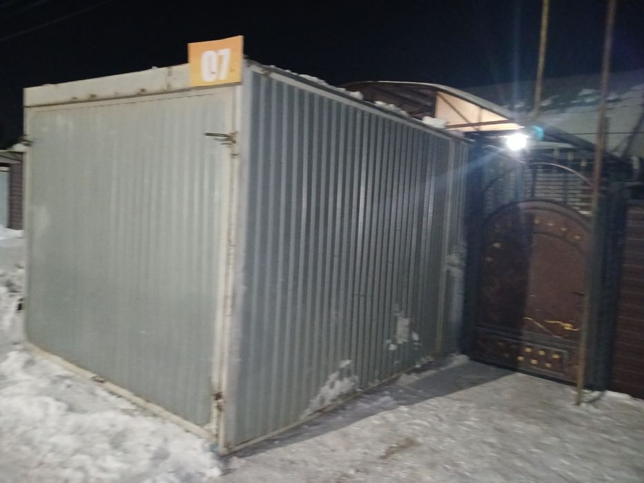 Продам континер,готовый гараж