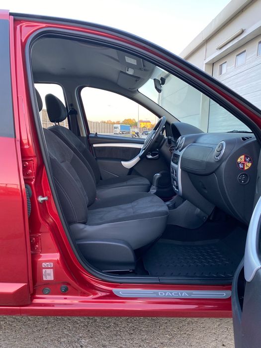 Dacia sandero 2010-11 1.2 MPI  10.000 km euro 5