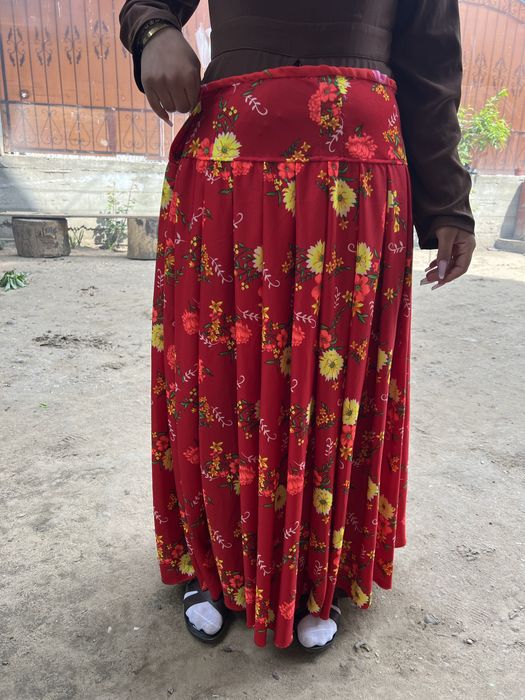 Vand compleuri traditionale tiganesti