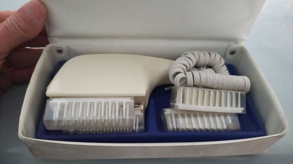 Электромассажер для головы