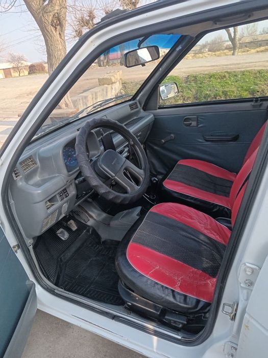 Tiko sotiladi 2002 bensiz holati zoʻr