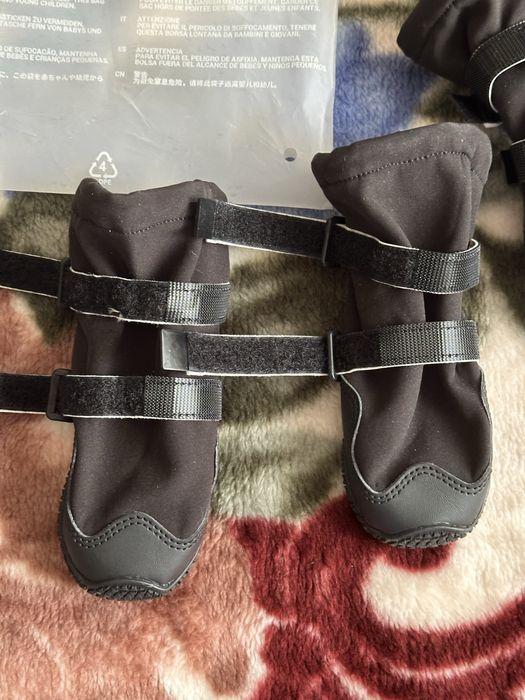 Продаются новые ботиночки для собак