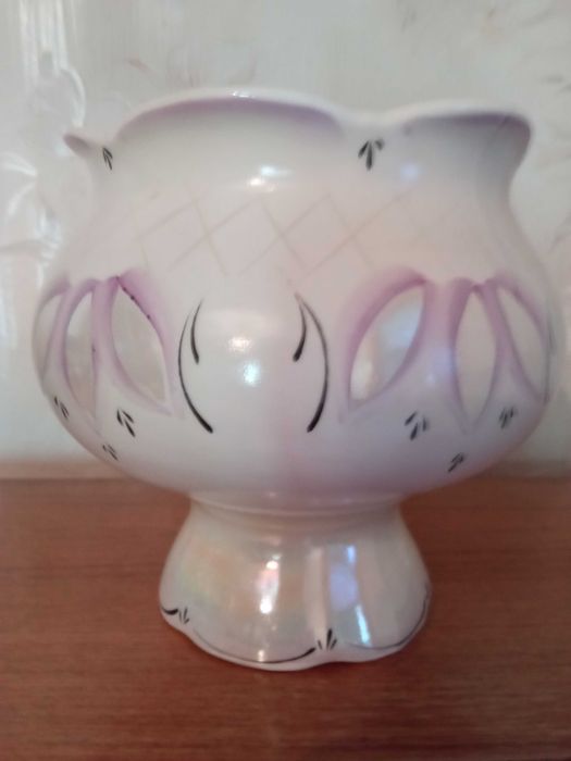 цветочный горшок