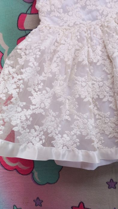 Rochita dantela bebelusi