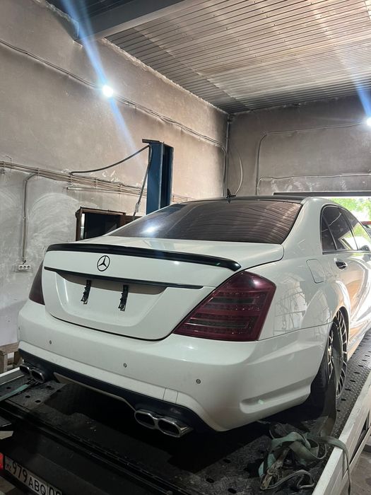 По запчастям Мерседес W221