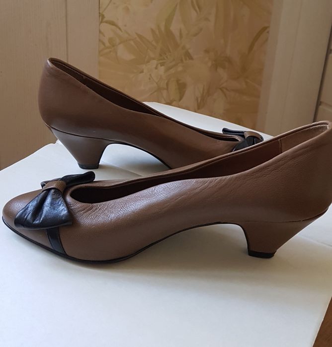 Женские кожаные туфельки. Раз 36-37. Произ.ИТАЛИЯ. Новые.
