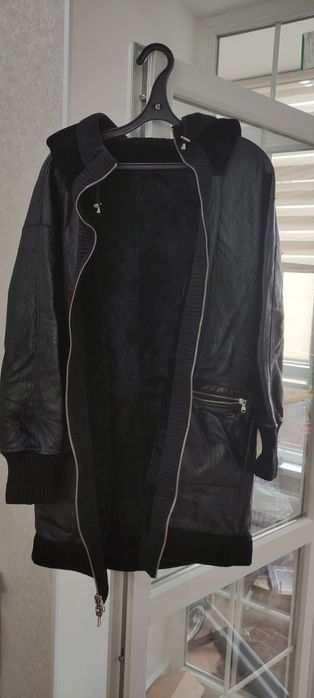Продам кожаную куртку
