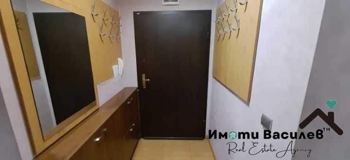 Продава се Тристаен апартамент в София, Център - 93 кв.м за 1426 €/кв.м - Снимка #8