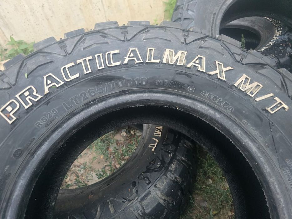 Продам комплект резины 265/70/16