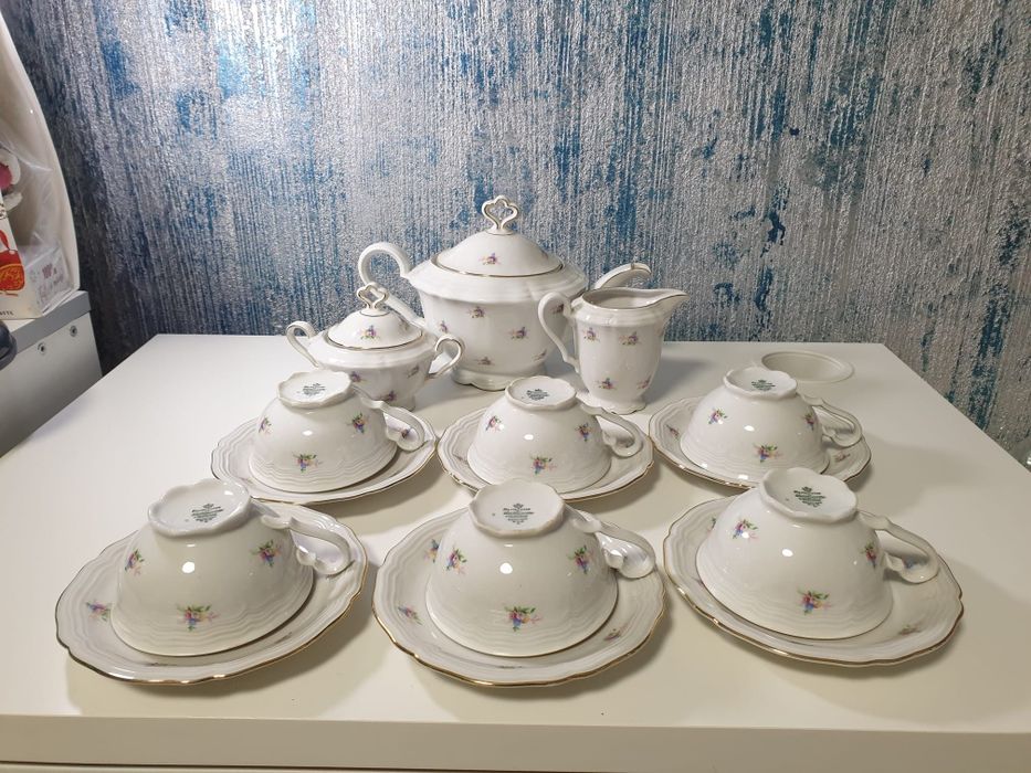 Set de boluri si cești porțelan