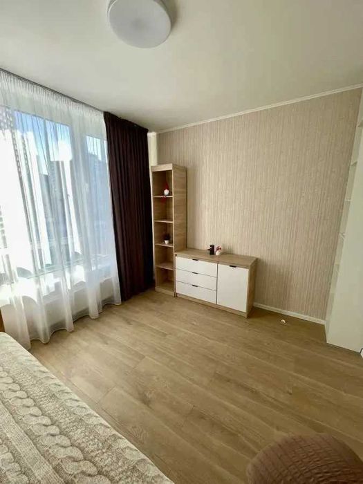 Дава се под наем Тристаен апартамент в София, Център - 90 кв.м за 484.5 € - Снимка #3