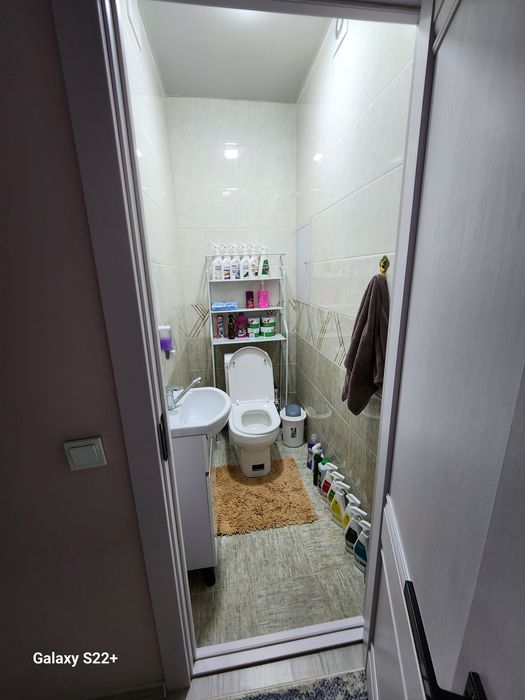 85kv .m 3xonalik uy sotiladi Sergli 16 a remont mebil kanisaner glam