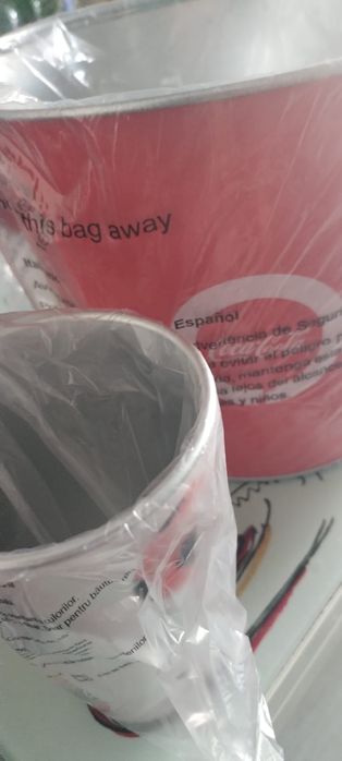 set coca cola găleată și pahar