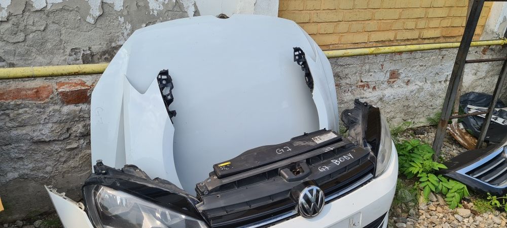 Fata completa Vw Golf 7 hatchback 2014 Capota bara far aripa trager