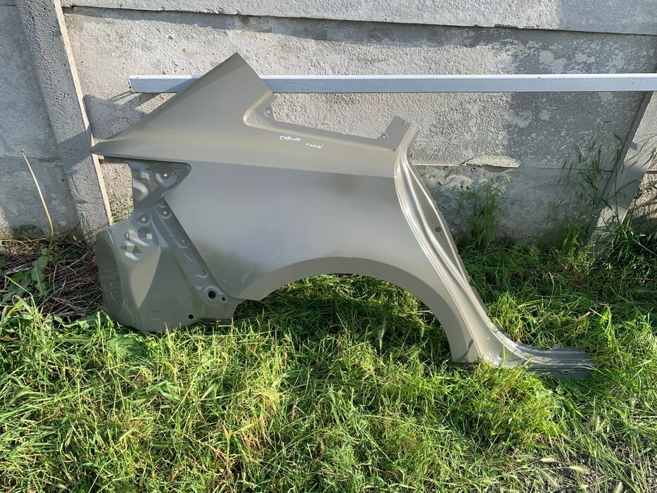 Aripa dreapta spate Toyota corolla/ suzuki swace combi/ break 2018 2019 2020 2021 2022 2023 2024 2025 2026