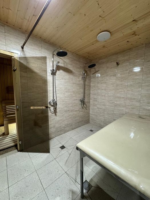 Сауна с бассейном, бильярдом