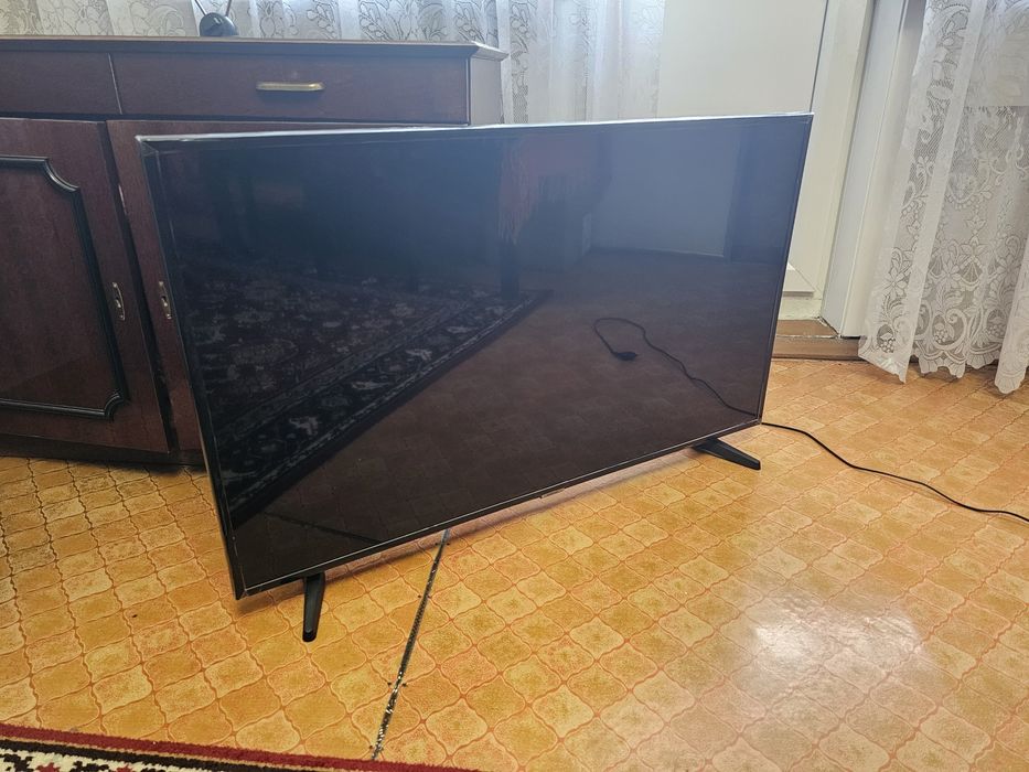 Продам телевизор 43 Led Samsung