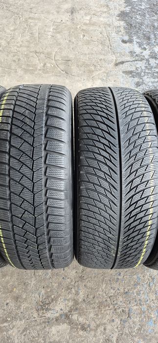 4 anvelope iarna,doua Continental ca noi,doua Michelin 10%uzura,255/50/21.Pretul este pe bucata.