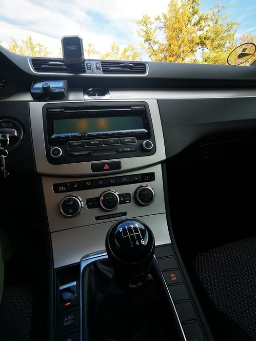 Vând vw passat 1.6 tdi an 2012