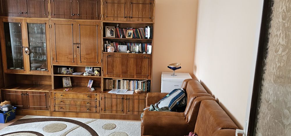 Apartament cu 3 camere