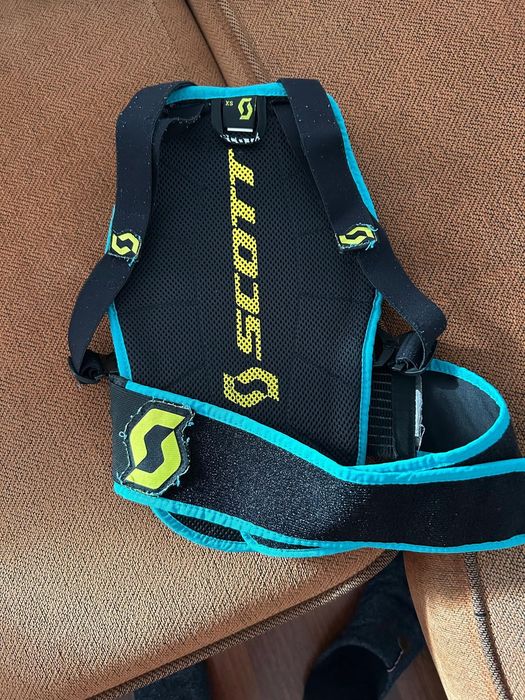 Protectie Scott spate coloana copii