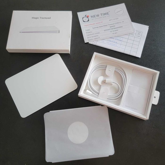 Apple Magic Trackpad 2024 (USB-C) A3120, Alb, ca nou