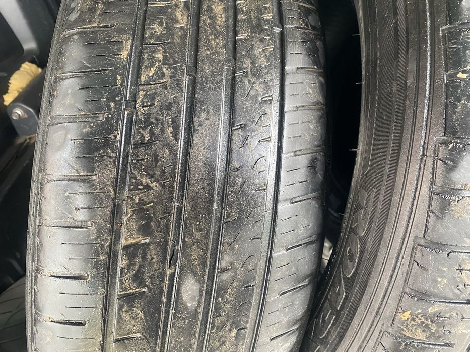 Продам шины 225/60R18 б/у