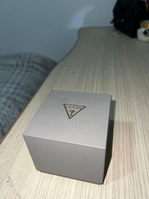 Ceas Guess femeie nou fara chitanta