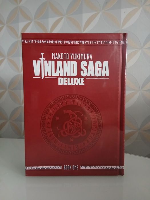VINLAND SAGA (1 Volume) Deluxe