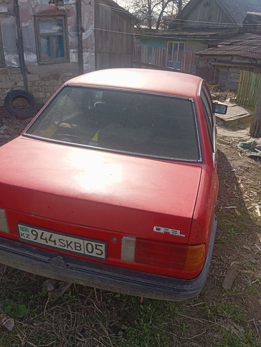 Продам опель рекорд на ходу