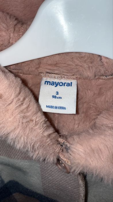 Детское пальто на девочку