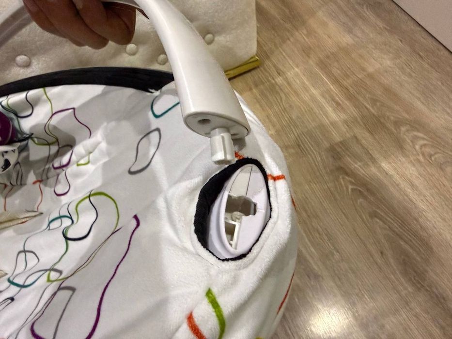 Автолюлька американская 4moms работает отлично