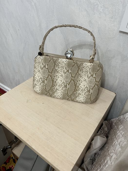 Сумка сататылады