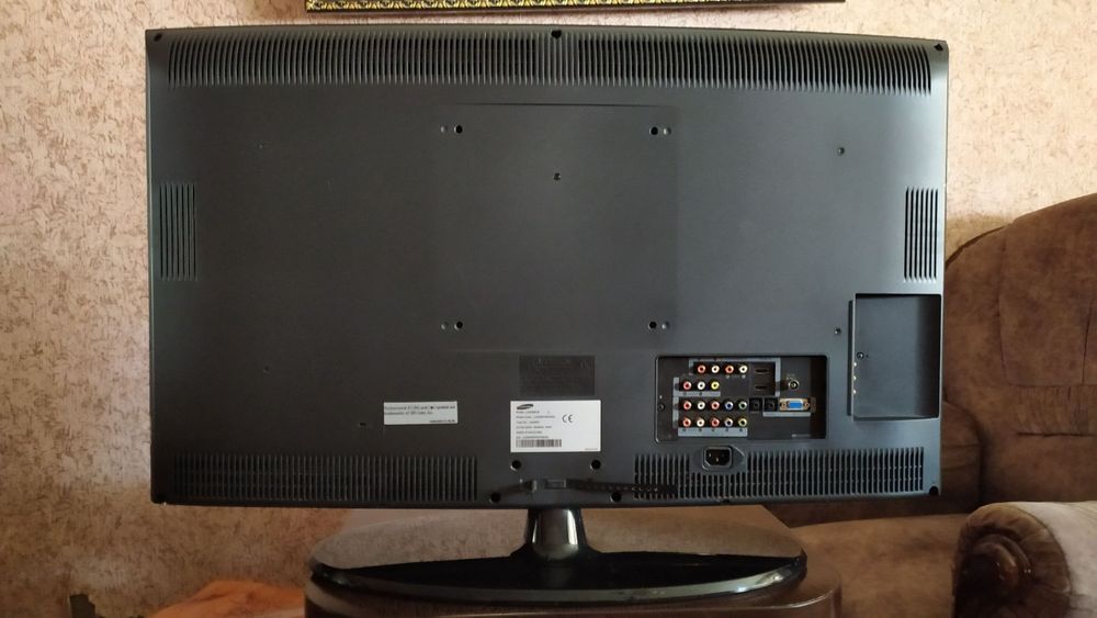 Телевизор Samsung 32