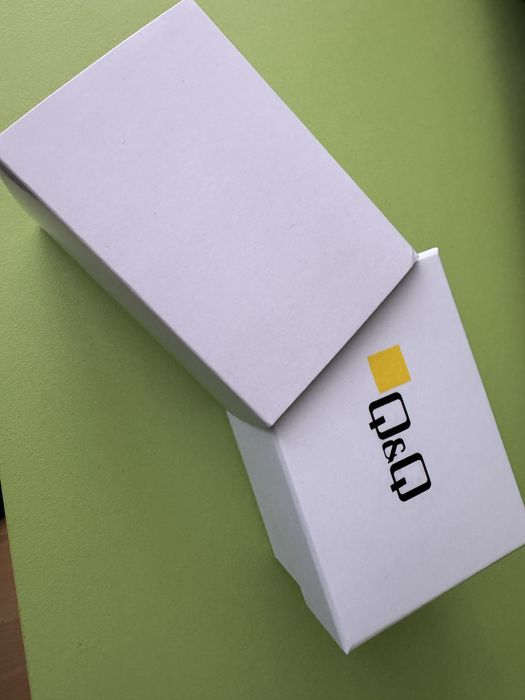 Часовник оригинален  QиQ