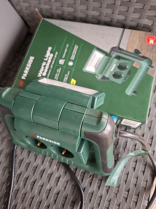 Lampa proiector led cu priză