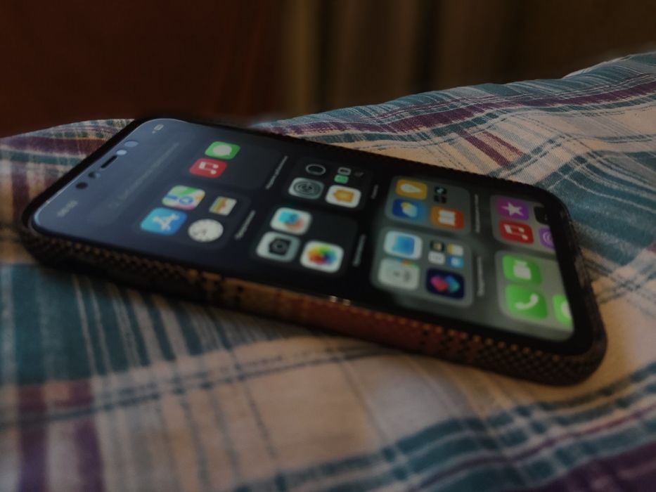 Iphone 11  продам