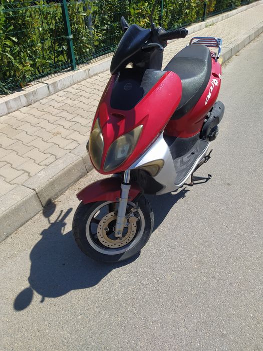 Продавам скутер KEEWAY arn 125