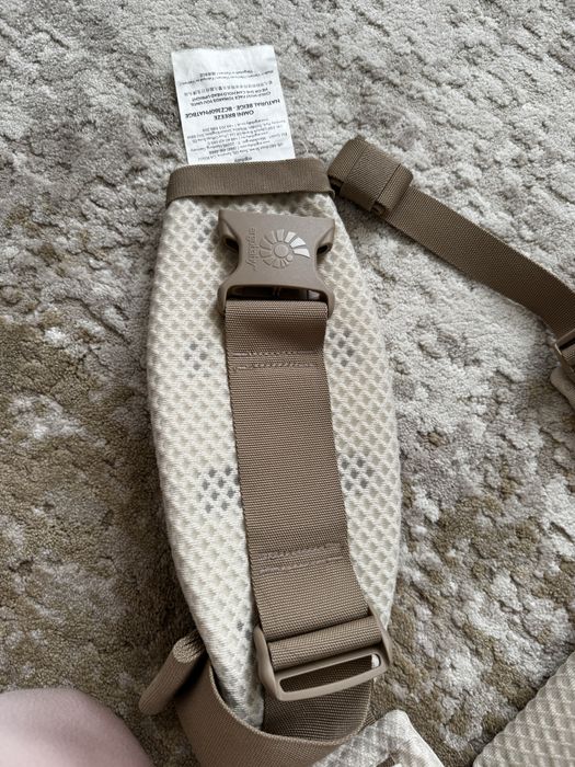 Эргорюкзак Ergobaby Omni Breeze