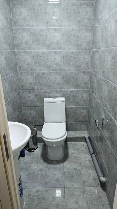 Kvartira oybek metro