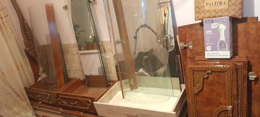 Мебел сервант продается