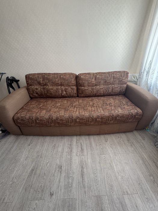 Продам шкаф и диван