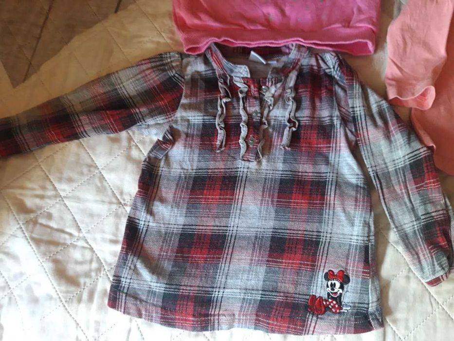 блузки с дълъг ръкав и жилетка