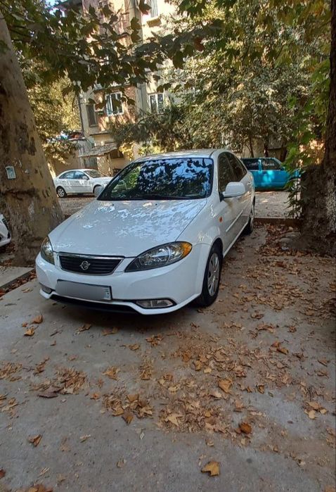 Jentra 1 евро avtomat 
Yili 2018 kuzov-2019
Probeg 92564 km xalol