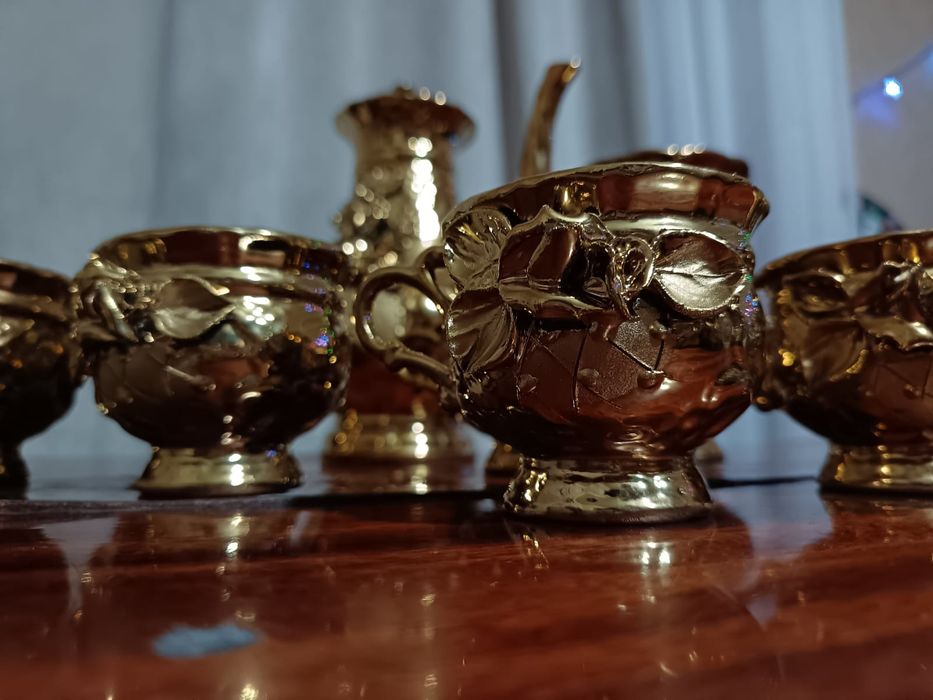 Чайный сервиз с позалотой