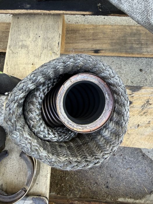Изпускателен ракорд (Crossover Pipe) за Range Rover L322 4.4 TDV8