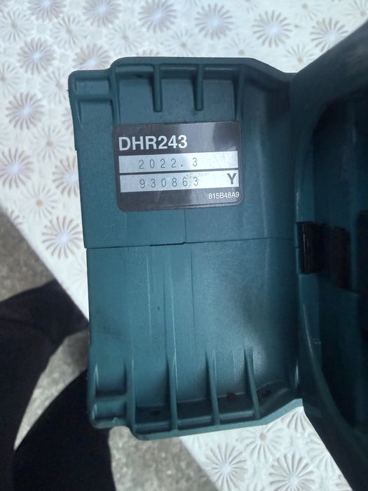 Акумулаторен безчетков перфоратор Makita DHR243Z