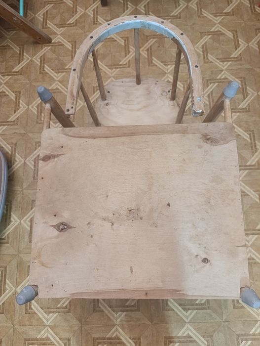 Стул для кормления деревянный СССР