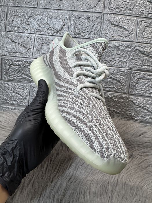 Yeezy 350 v2 Blue Tint Pk Premium